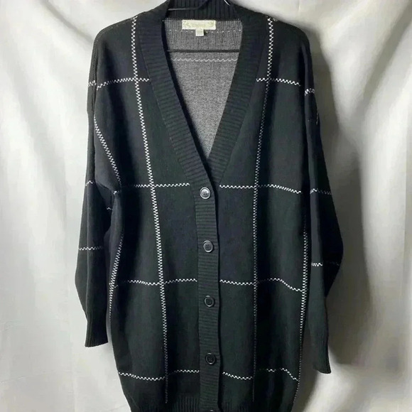 WEEKEND BY SUZANNE BETRO SIZE 1X/2X BLACK WHITE LONG BUTTON FRONT CARDIGAN - Picture 14 of 16